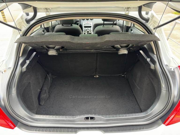 PEUGEOT - 308 - 2014/2015 - Branca - R$ 53.900,00