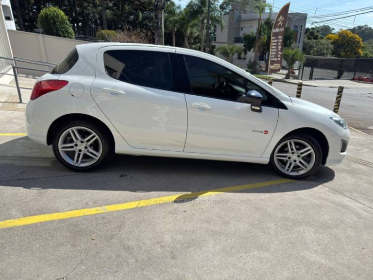 PEUGEOT - 308 - 2014/2015 - Branca - R$ 53.900,00