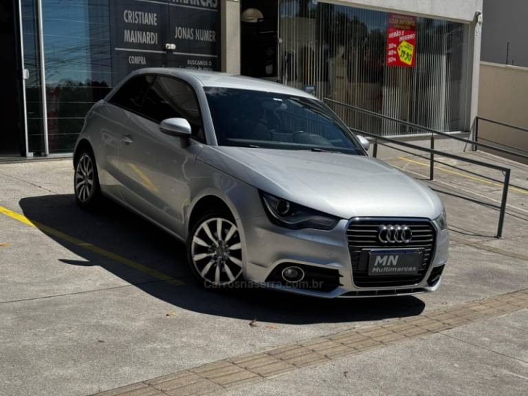 AUDI - A1 - 2011/2011 - Prata - R$ 59.900,00
