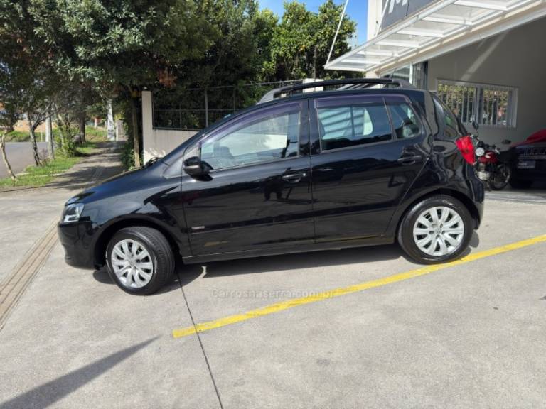 VOLKSWAGEN - FOX - 2012/2012 - Preta - R$ 39.900,00