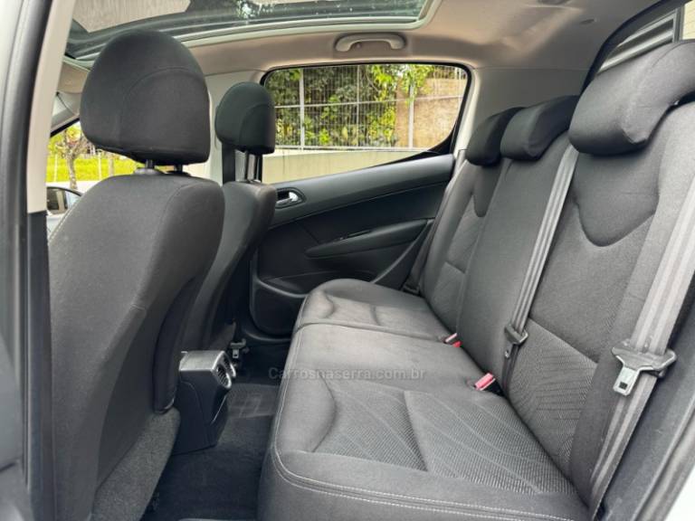 PEUGEOT - 308 - 2014/2015 - Branca - R$ 53.900,00