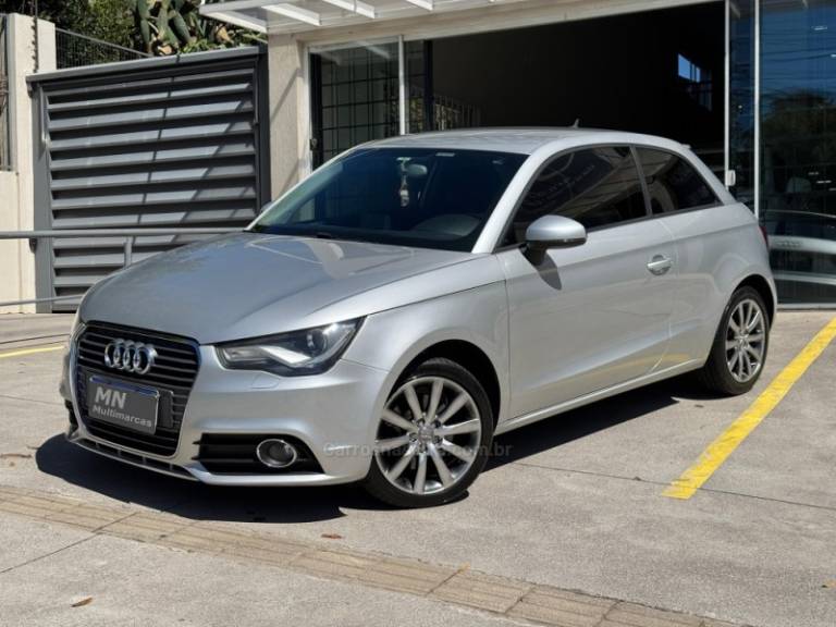 AUDI - A1 - 2011/2011 - Prata - R$ 59.900,00
